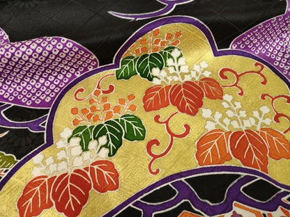 平和屋着物●豪華振袖　飛鶴吉祥松文　黒地　金彩　正絹　逸品　AABL0080ck