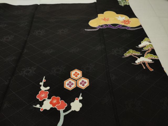 平和屋着物●豪華振袖　飛鶴吉祥松文　黒地　金彩　正絹　逸品　AABL0080ck