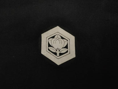 平和屋着物●男性　黒紋付・羽織セット　正絹　逸品　AABL0115cs