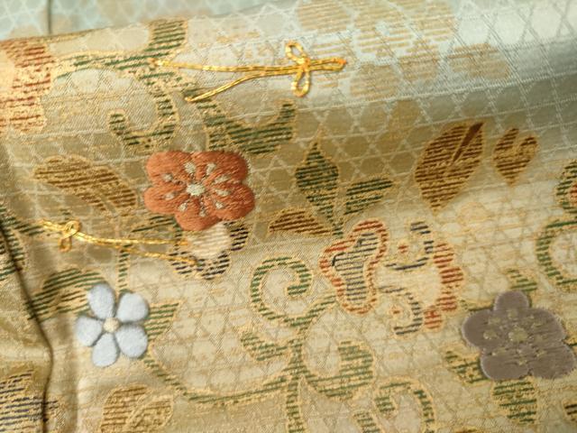 平和屋着物●訪問着　駒刺繍　花唐草文　暈し染め　金糸　金彩　正絹　逸品　AABL0138cs