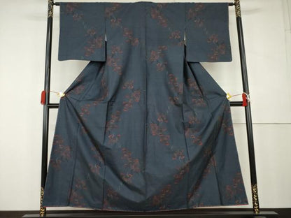平和屋着物▼本場大島紬　9マルキ　枝花文　正絹　逸品　未使用　AABL0153cs