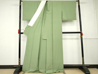平和屋着物●上質な色無地　柳染色　胴抜き仕立て　正絹　逸品　AABL0190cs