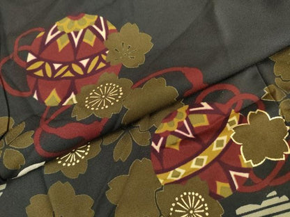 平和屋着物●豪華振袖　桜毬文　黒地　金彩　正絹　逸品　AABL0211cs
