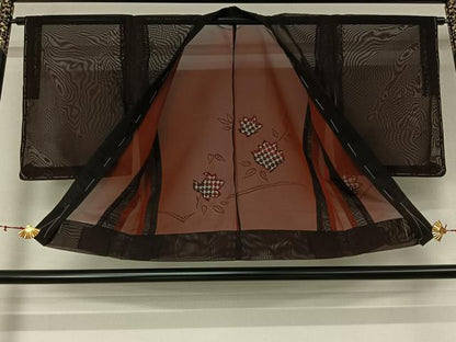 平和屋着物▽羽織　スリーシーズン　春夏秋　塵除け　草花文　黒地　正絹　逸品　未使用　AABL0520jh
