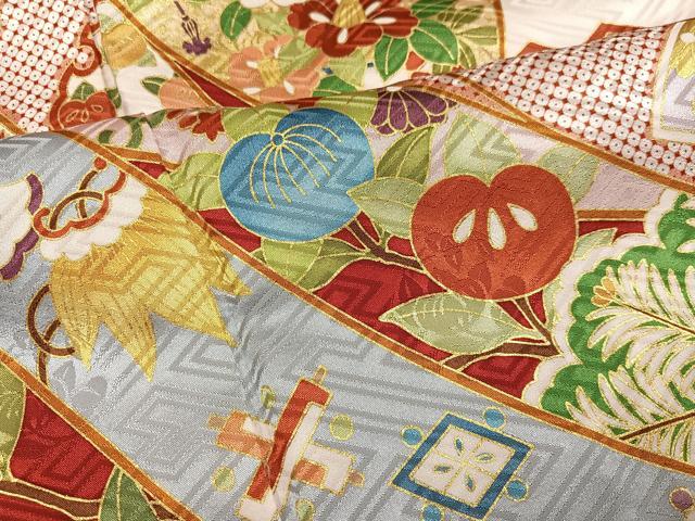 平和屋着物●創業460年・千總　振袖　駒刺繍　吉祥花宝尽くし　金彩　正絹　逸品　AABL0632ph