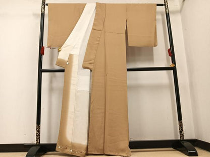 平和屋着物●上質な色無地　霞地紋　榛色　鈴乃屋扱い　正絹　逸品　AABL0645ph