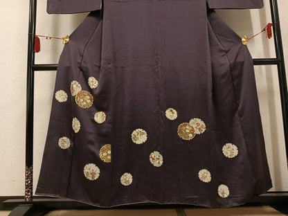 平和屋着物●訪問着　駒刺繍　雪輪草花文　金彩　正絹　逸品　AABL0728ph