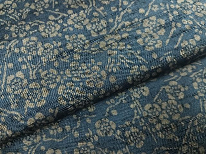 平和屋着物●上質な小紋　紬地　藍　型染め　枝梅　正絹　逸品　AABL0742ph