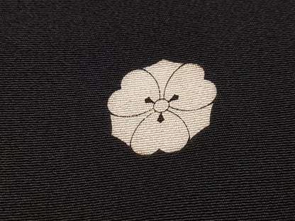 平和屋着物●豪華黒留袖　作家物　御所車人物風景文　金銀彩　正絹　逸品　AABL0750ph