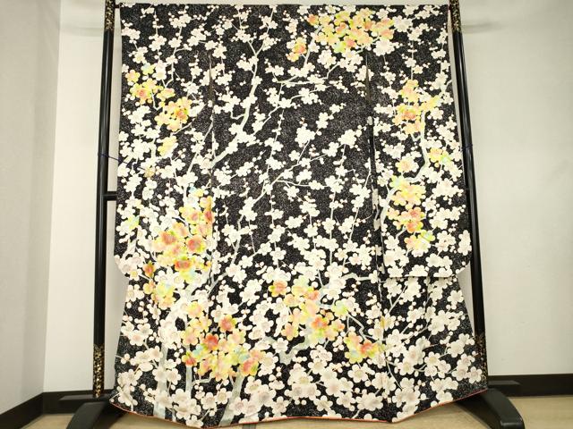 平和屋着物●豪華振袖　駒刺繍　枝梅　黒地　金彩　高島屋扱い　正絹　逸品　AABL0898ck