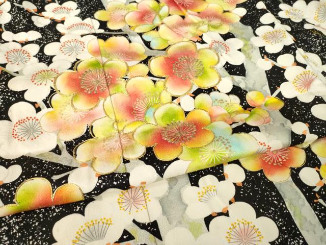 平和屋着物●豪華振袖　駒刺繍　枝梅　黒地　金彩　高島屋扱い　正絹　逸品　AABL0898ck