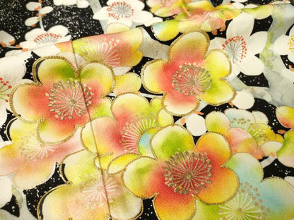 平和屋着物●豪華振袖　駒刺繍　枝梅　黒地　金彩　高島屋扱い　正絹　逸品　AABL0898ck