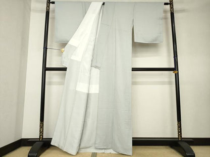 平和屋着物●上質な色無地　紋意匠　絹鼠色　正絹　逸品　AABL0917ck