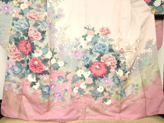 平和屋着物●豪華振袖　草花文　暈し染め　金銀彩　銀通し地　正絹　逸品　AABL0924ck
