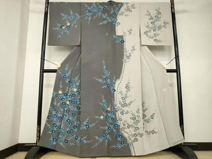 平和屋着物●人間国宝　五代　田畑喜八　訪問着　駒刺繍　枝梅　正絹　逸品　AABL0970ck