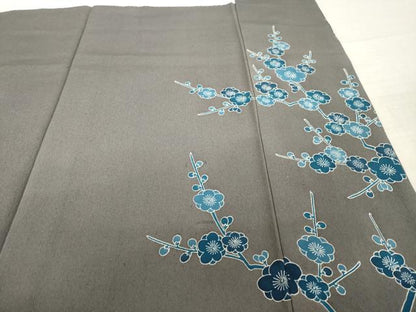平和屋着物●人間国宝　五代　田畑喜八　訪問着　駒刺繍　枝梅　正絹　逸品　AABL0970ck