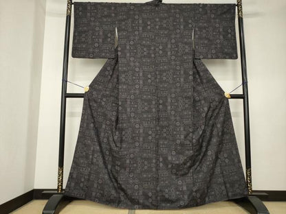 平和屋着物●本場大島紬　7マルキ　飾花文　黒地　正絹　逸品　AABL0975ck