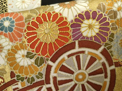 平和屋着物●創業460年・千總　黒留袖　駒刺繍　花車文　金彩　正絹　逸品　AABL1021cs