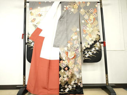 平和屋着物●豪華振袖　駒刺繍　花蝶文　暈し染め　金彩　正絹　逸品　AABL1071cs