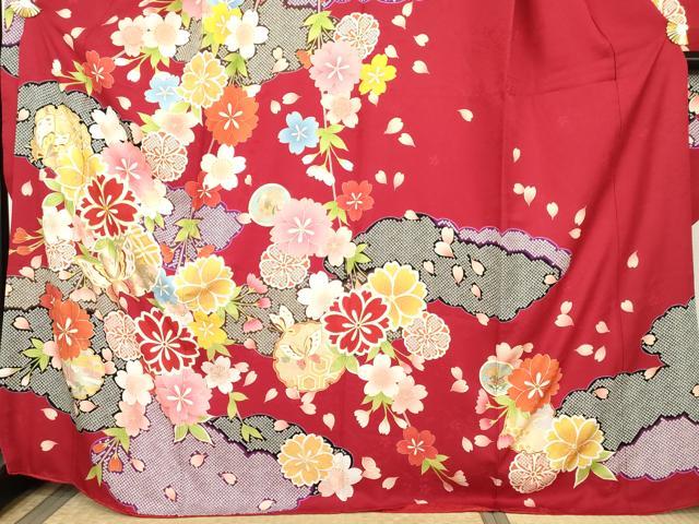 平和屋着物●豪華振袖　駒刺繍　雪輪花蝶文　正絹　逸品　AABL1173cs