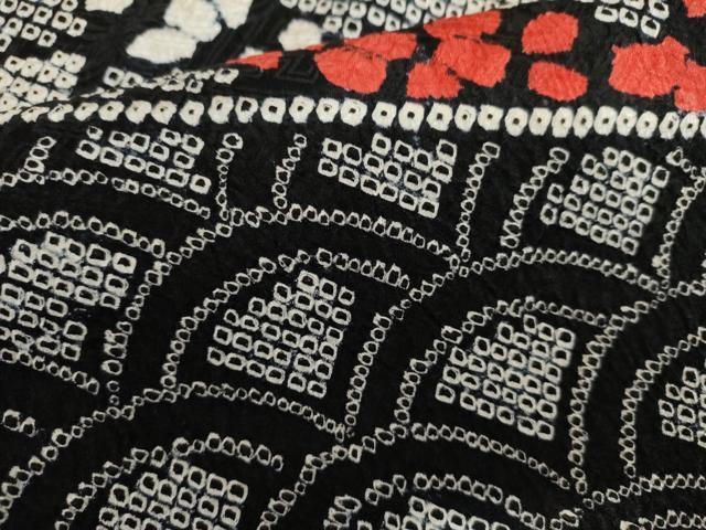 平和屋着物●豪華振袖　総絞り　蔓帯花文　黒地　金彩　正絹　逸品　AABL1177cs