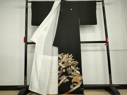 平和屋着物●豪華黒留袖　花車吉祥文　金彩　三越扱い　正絹　逸品　AABL1184cs