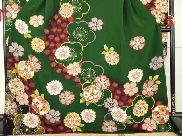 平和屋着物●豪華振袖　駒刺繍　舞桜文　暈し染め　金彩　正絹　逸品　AABL1192cs