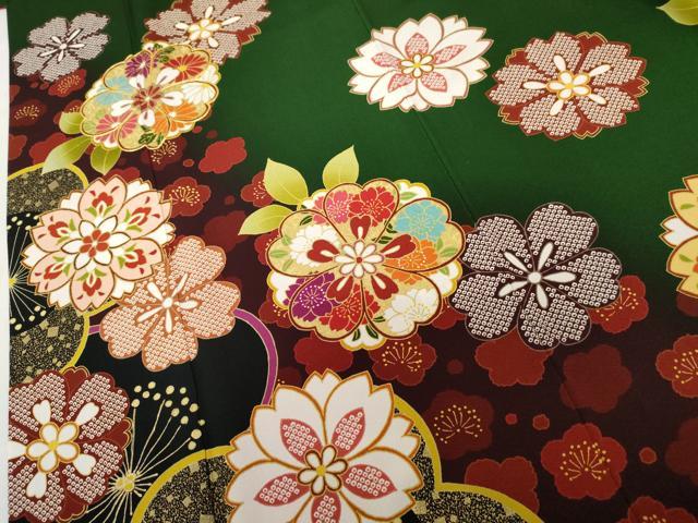 平和屋着物●豪華振袖　駒刺繍　舞桜文　暈し染め　金彩　正絹　逸品　AABL1192cs
