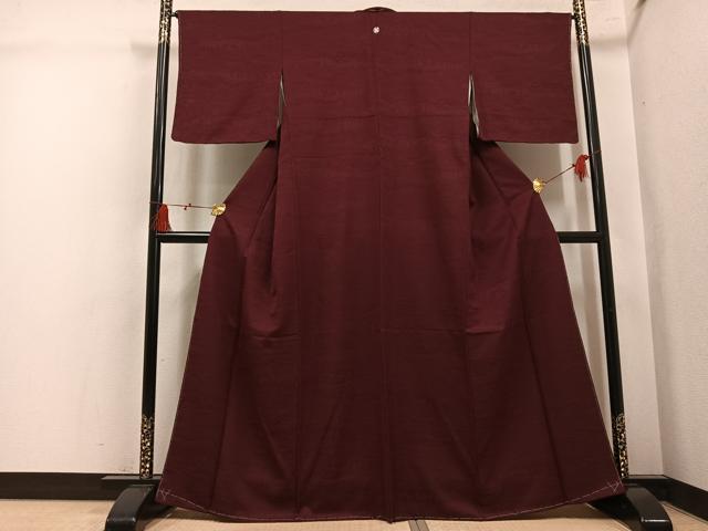 平和屋着物●上質な色無地　人物地紋　小豆色　正絹　逸品　未使用　AABL1218ph