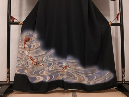 平和屋着物●豪華黒留袖　手描き　鯉　金彩　正絹　逸品　AABL1275ph