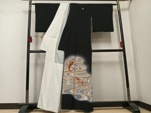 平和屋着物●豪華黒留袖　手描き　鯉　金彩　正絹　逸品　AABL1275ph
