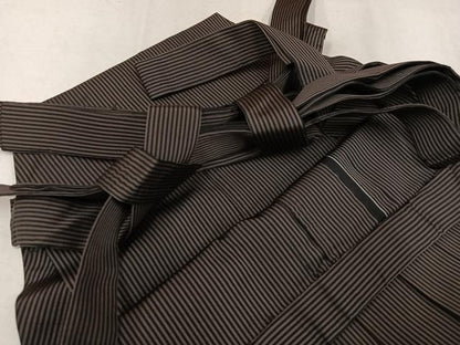 平和屋着物●男性　馬乗り袴　縞　正絹　逸品　AABL1301ph