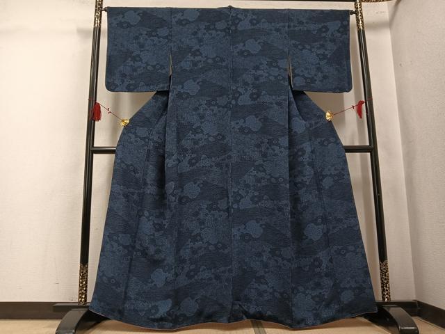 平和屋着物●上質な小紋　藍　型染め　立波花文　鬼しぼ縮緬　正絹　逸品　AABL1305ph