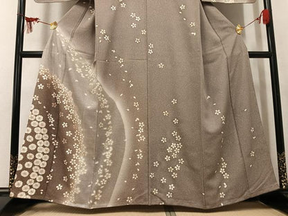平和屋着物●訪問着　中国三大刺繍　汕頭刺繍　スワトウ刺繍　舞桜文　暈し染め　金彩　正絹　逸品　未使用　AABL1310ph