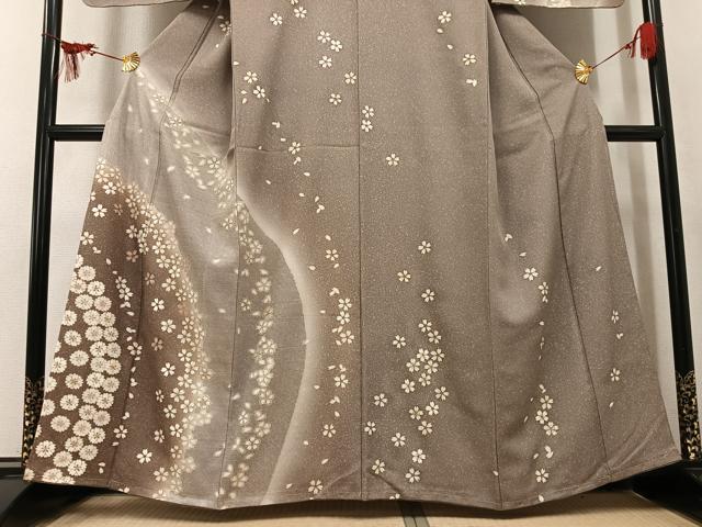 平和屋着物●訪問着　中国三大刺繍　汕頭刺繍　スワトウ刺繍　舞桜文　暈し染め　金彩　正絹　逸品　未使用　AABL1310ph