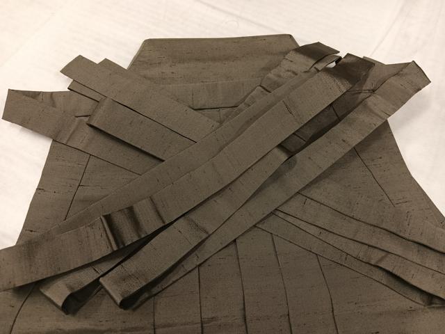 平和屋着物●男性　馬乗り袴　玉緒里紬　肥後煤竹色　猪俣謹製　証紙付き　正絹　逸品　AABL1340ph