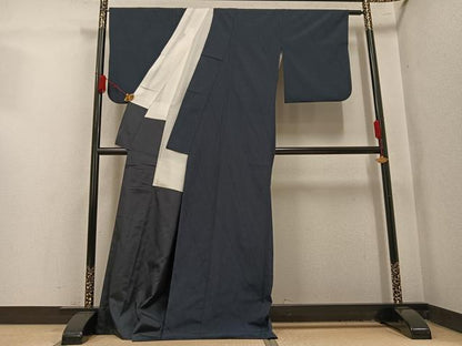 平和屋着物●本塩沢　110亀甲　斜縞　正絹　逸品　AABL1348ph