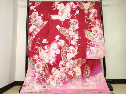 平和屋着物●豪華振袖　駒刺繍　花蝶文　暈し染め　金彩　正絹　逸品　AABL1406ck