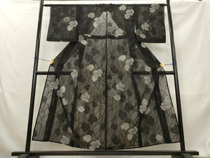 平和屋着物＊夏物　小紋　紗　舞花文　黒地　銀糸　正絹　逸品　AABL1593st