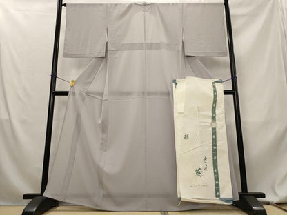 平和屋着物＊夏物　洗える最高級着物　＜英＞はなぶさ謹製　色無地　絽縮緬　牡丹鼠色　たとう紙付き　洗える着物　AABL1635st