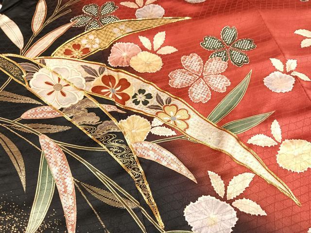 平和屋着物●豪華振袖　駒刺繍　草花文　暈し染め　金銀彩　正絹　逸品　AABL1644ph