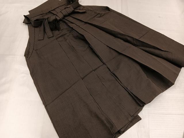 平和屋着物●男性　馬乗り袴　縞　正絹　逸品　AABL1657ph