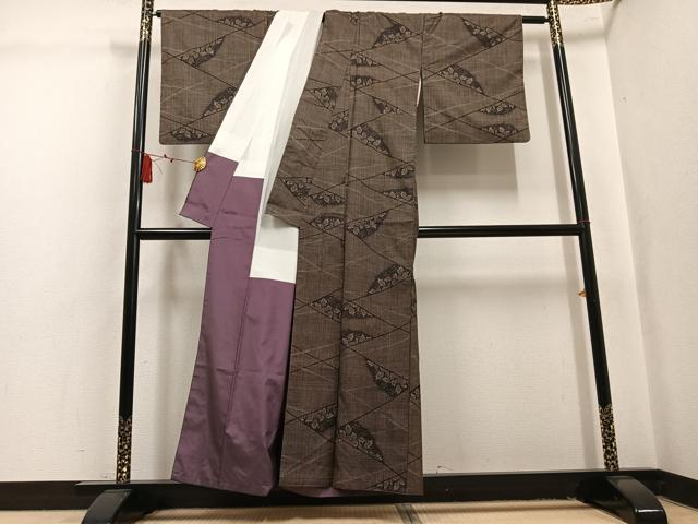平和屋着物●本場大島紬　7マルキ　草花文　正絹　逸品　AABL1668ph