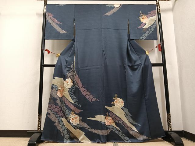 平和屋着物●創業460年・千總　訪問着　刺繍　絞り　雪輪草花文　金彩　正絹　逸品　AABL1670ph