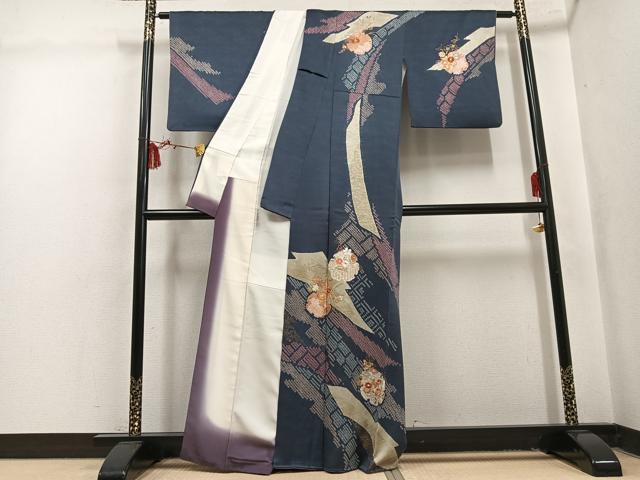平和屋着物●創業460年・千總　訪問着　刺繍　絞り　雪輪草花文　金彩　正絹　逸品　AABL1670ph