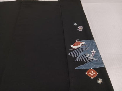 平和屋着物●豪華黒留袖　作家物　駒刺繍　立波宝尽くし　金彩　正絹　逸品　AABL1676ph