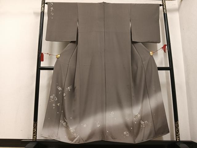 平和屋着物●京友禅作家　伊藤美智夫　訪問着　刺繍　手描き　舞桜文　暈し染め　金彩　正絹　逸品　AABL1690ph