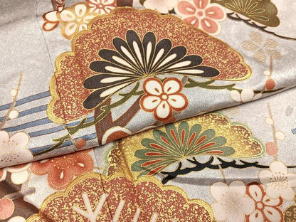 平和屋着物●豪華振袖　駒刺繍　草花文　暈し染め　金彩　正絹　逸品　AABL1698ph