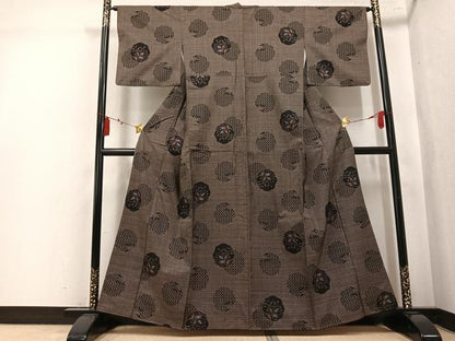 平和屋着物●本場大島紬　7マルキ　雪輪草木文　正絹　逸品　AABL1699ph
