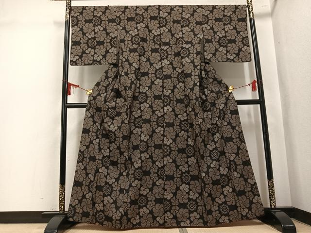 平和屋着物●本場大島紬　7マルキ　捻梅　正絹　逸品　AABL1704ph